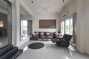 Luxurious private 2bhk Villa with pool/garden Vacation rental in Maharashtra