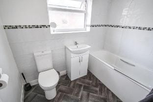 Beach Meets City - Two Bed Stay Near to Liverpool Vacation rental in Wallasey