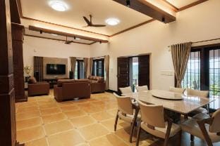 Orchard Ridge Farm Stay in Karnataka