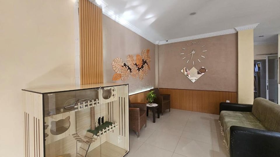 Guest House 10 Bukittinggi (Hotel Syariah) Hotel in West Sumatra, Indonesia