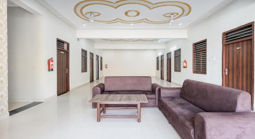 POP 84189H Shri Mukund Dham Hotel in Uttar Pradesh