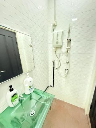 Myroom@Queensbay Mall, near USM, Sg.Nibong Besar Vacation rental in Bayan Lepas