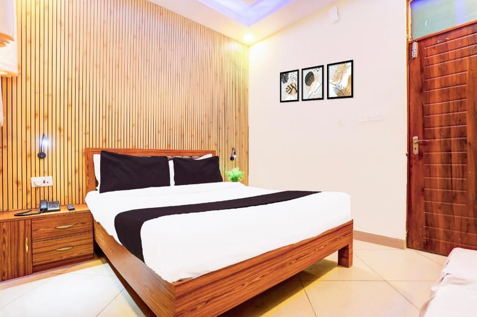 Super Hotel O Blue Stone Hotel in Puducherry