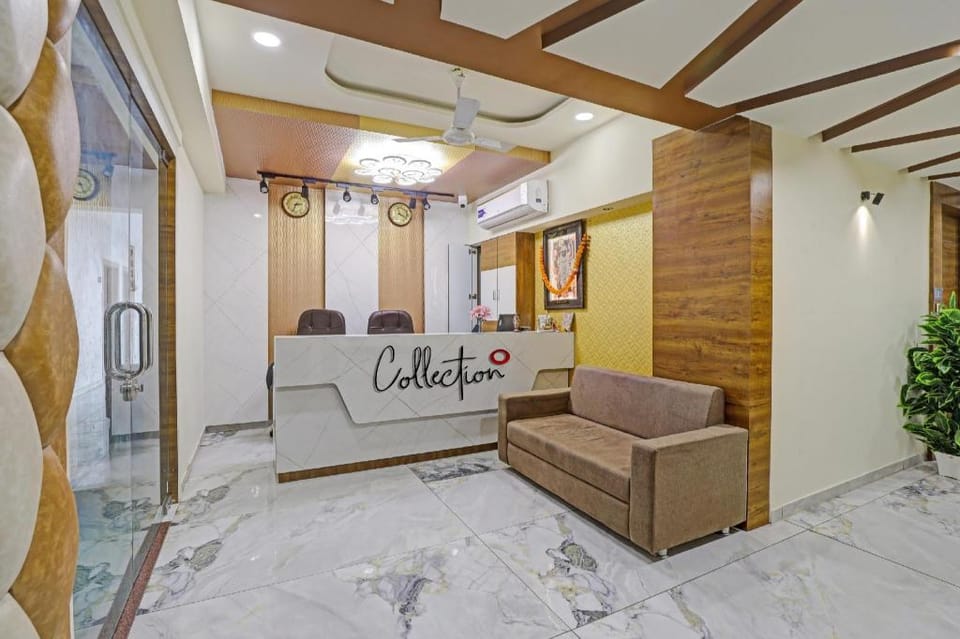 Hotel O M D Palace Hotel in Varanasi