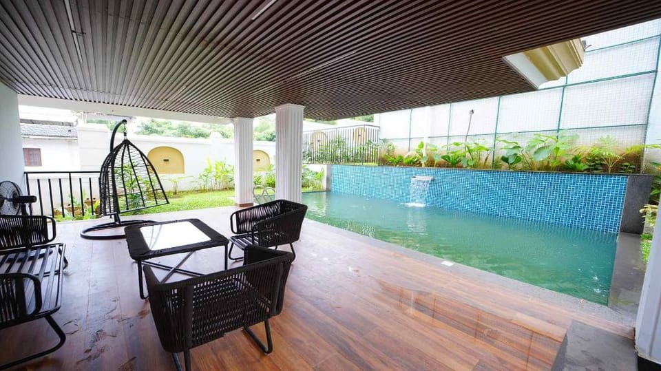 Villa Paraiso by DanCenter  4BHK Pvt Pool  Arpora Hotel in Varanasi