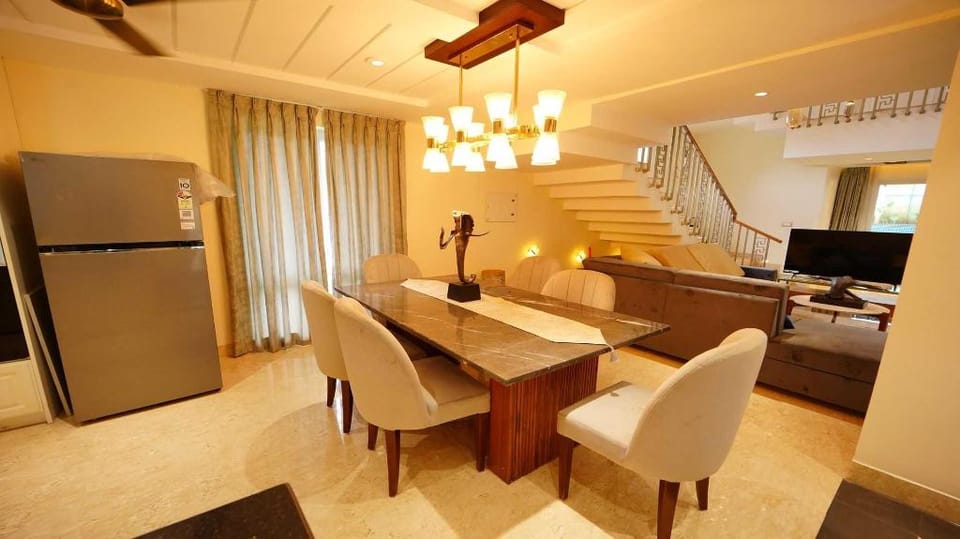 Villa Paraiso by DanCenter  4BHK Pvt Pool  Arpora Hotel in Varanasi
