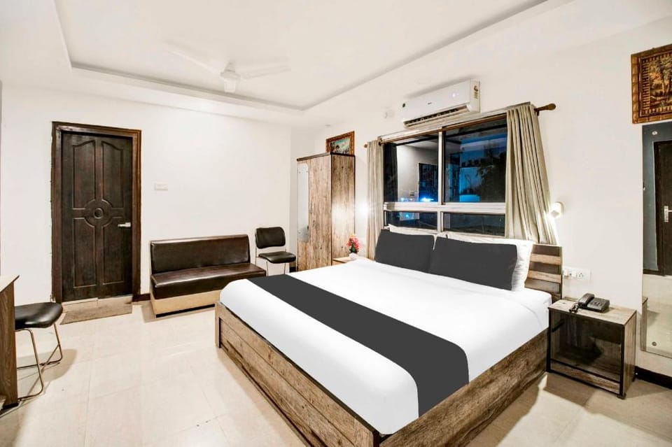 Townhouse Guwahati Roodraksh Mall Hotel in Maharashtra