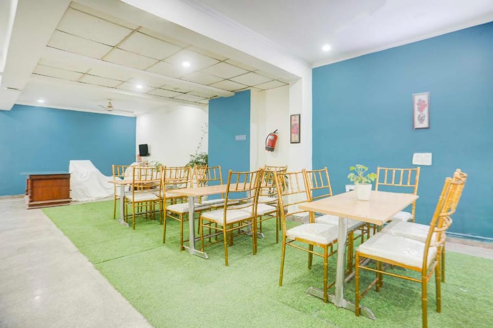 Townhouse Sector 38 Gurugram Hotel in Chennai