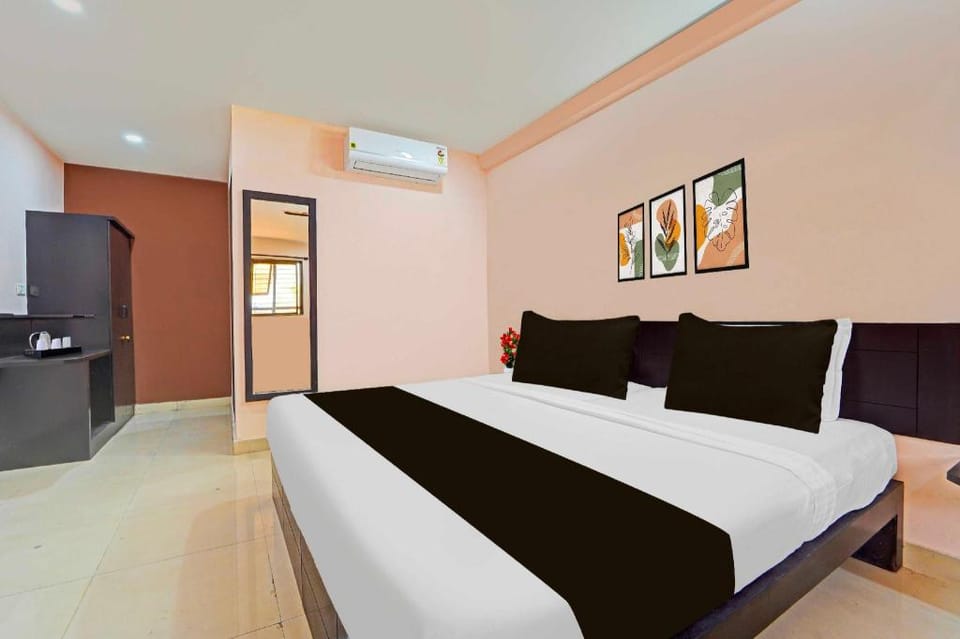 Collection O Surathkal Railway Station Hotel in Candolim