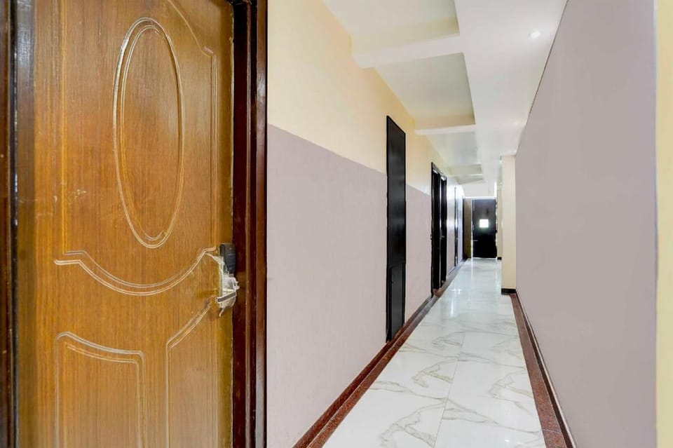 Collection O Dehradun Doon Medical College Hotel in Haryana
