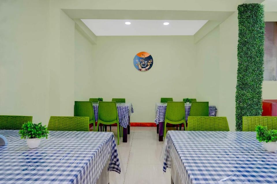 Collection O Shillong Rhino Heritage Museum Hotel in Ahmedabad