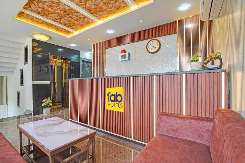 FabHotel The Grand Luxury Stay Hotel in Agra