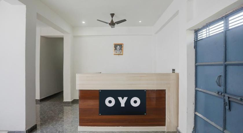 Hotel O by OYO BABA PREM HOTEL Hotel in India