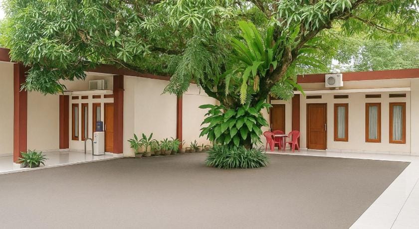 RedDoorz @ Hotel Galuh Putra Pangandaran Hotel in West Java