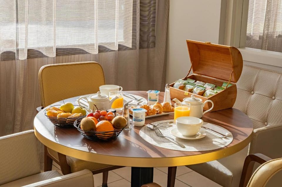 Quality Suites Rochefort Hotel in Nouvelle-Aquitaine