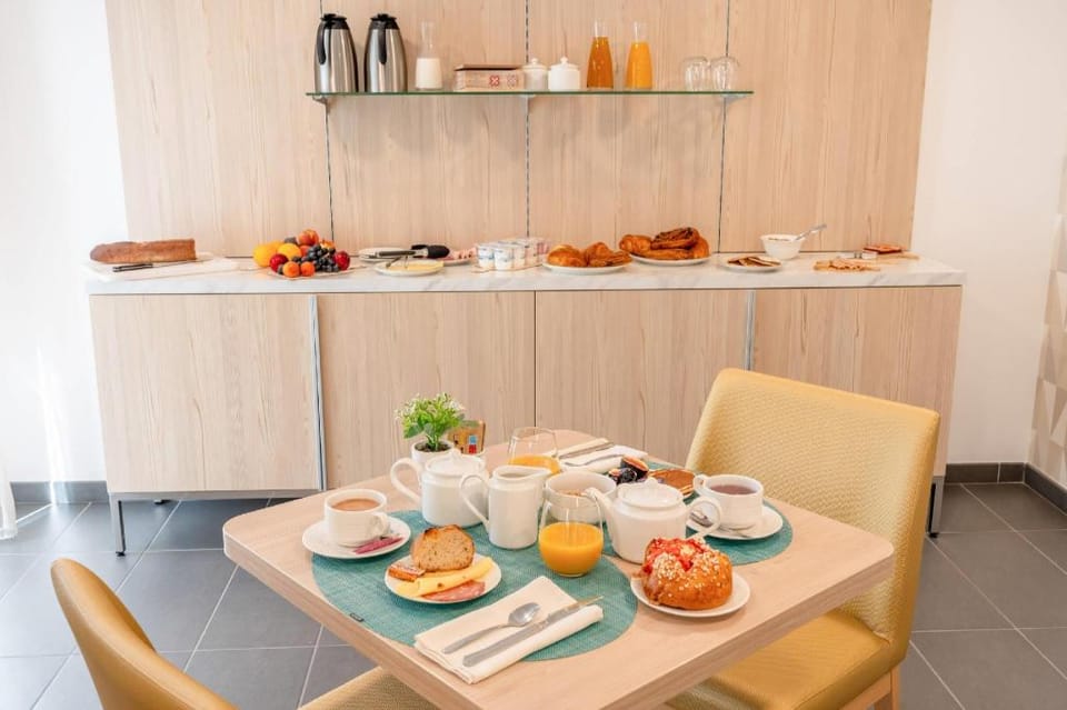 Quality Suites Bourgoin-Jallieu Hotel in Bourgoin-Jallieu