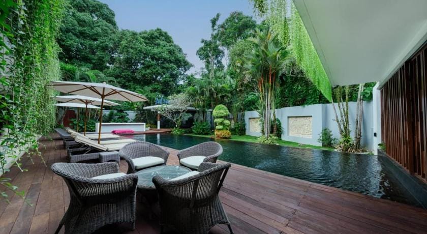 THE MUSE Pantai Nyanyi Villa Hotel in Kediri