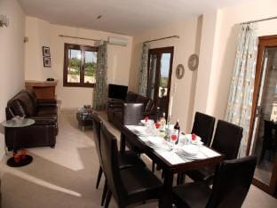 Attractive villa with private pool Villa in Crete Region
