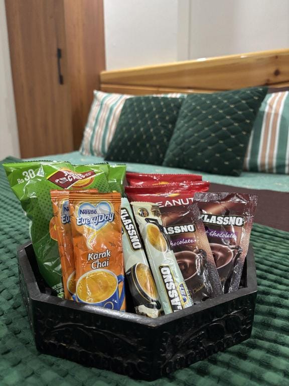 Escape Islamabad – Cozy Modern Stay in E-11 Hotel in Islamabad Capital Territory