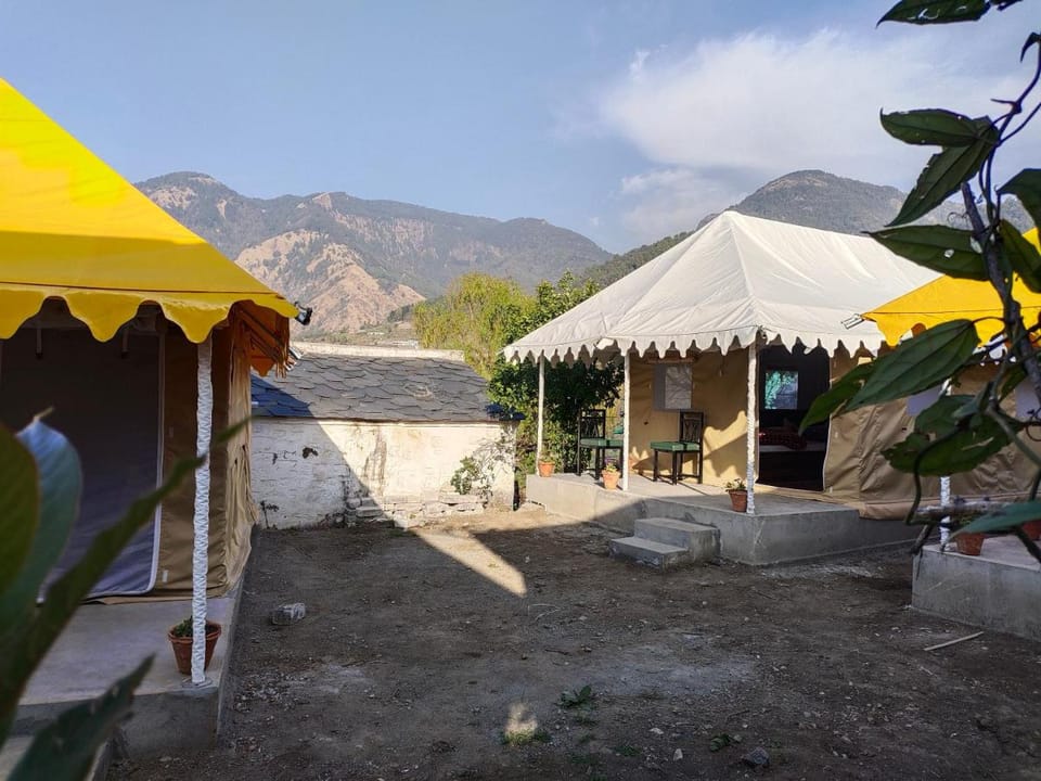 Shakoon Camps & Farmstay Nainital  Luxury tent in Uttarakhand