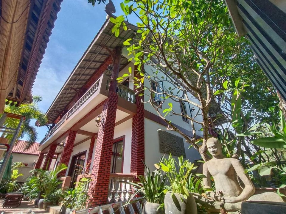 Oudom Sokhomal Private Wellness Retreat Hotel in Krong Siem Reap