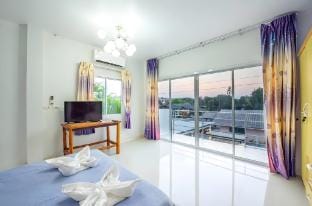 The S pool villa 3 Bedrooms 3 Bathrooms  Villa in Phe