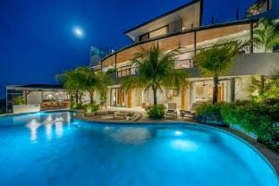 Casa Daria Sofia-Sky-High |Ocean Views |4BDR Villa in Bali