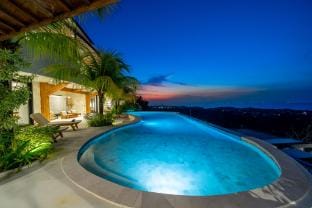Casa Daria Sofia-Sky-High |Ocean Views |4BDR Villa in Bali