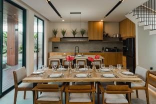 New Lux Seis D Villa 4 Bedroom In Canggu Villa in North Kuta