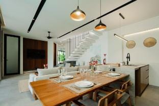 New Lux Seis C Villa 3 Bedroom In Canggu Villa in North Kuta