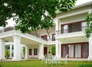 Cozy Escape - Akuregoda Villa in Western Province