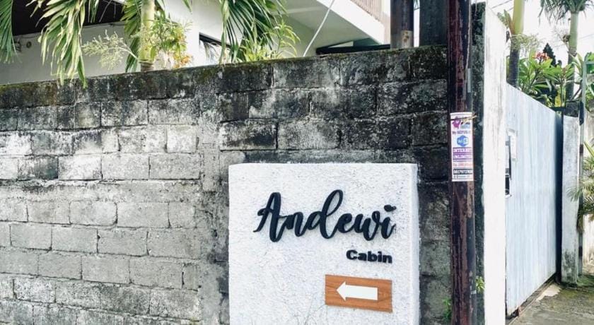 Andewi Cabin Capsule hotel in Mengwi