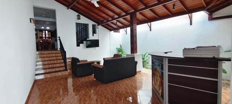 Roamers Ark Galle Bed and Breakfast in Galle