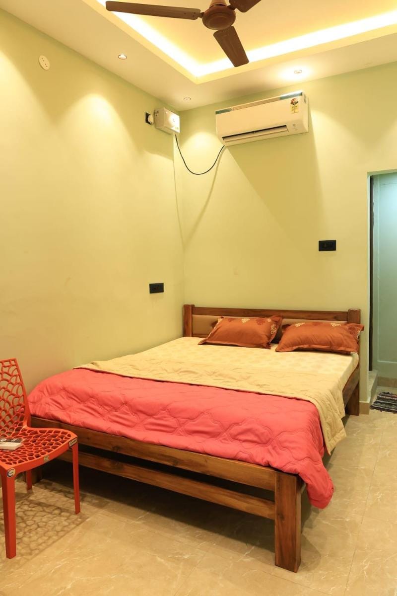 Le Sunrise Residency Bed and Breakfast in Puducherry