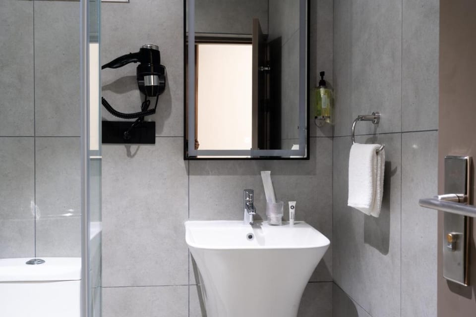 Hyber Hotel's- Gachibowli Hotel in Hyderabad