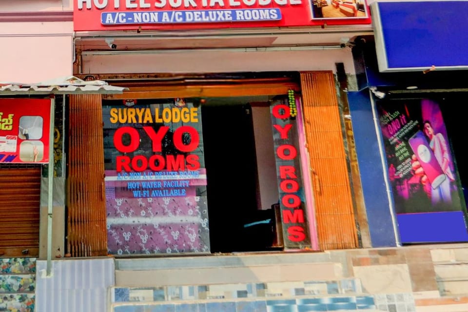 Hotel O Surya Lodge Hotel in Guntur
