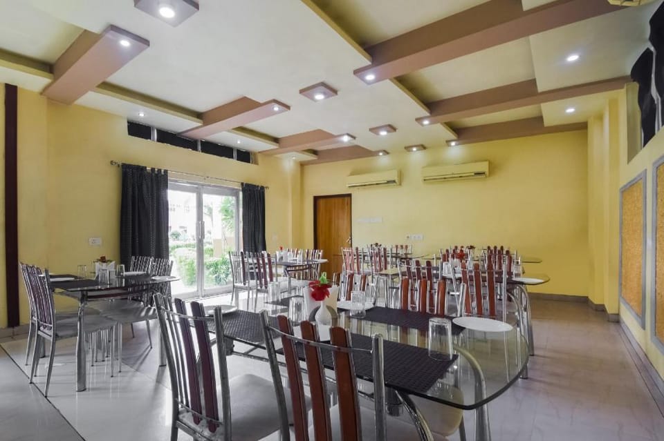 Hotel O by OYO Ritz Rivera Hotel in Kolkata