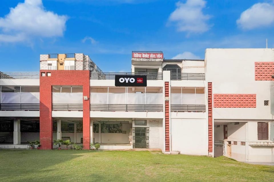 Hotel O NEW CLARK INN & BANQUET Hotel in Lucknow