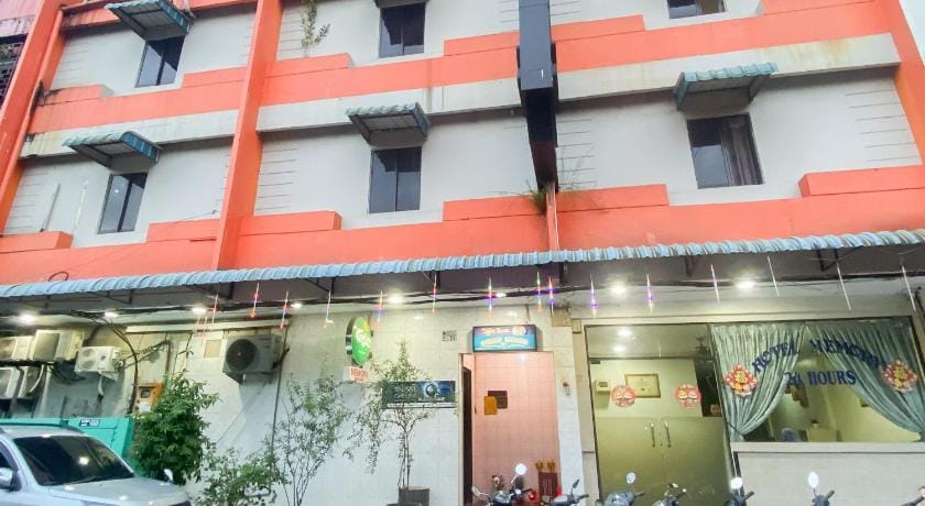 RedDoorz at Hotel Memory Batam Hotel in Riau Islands, Indonesia