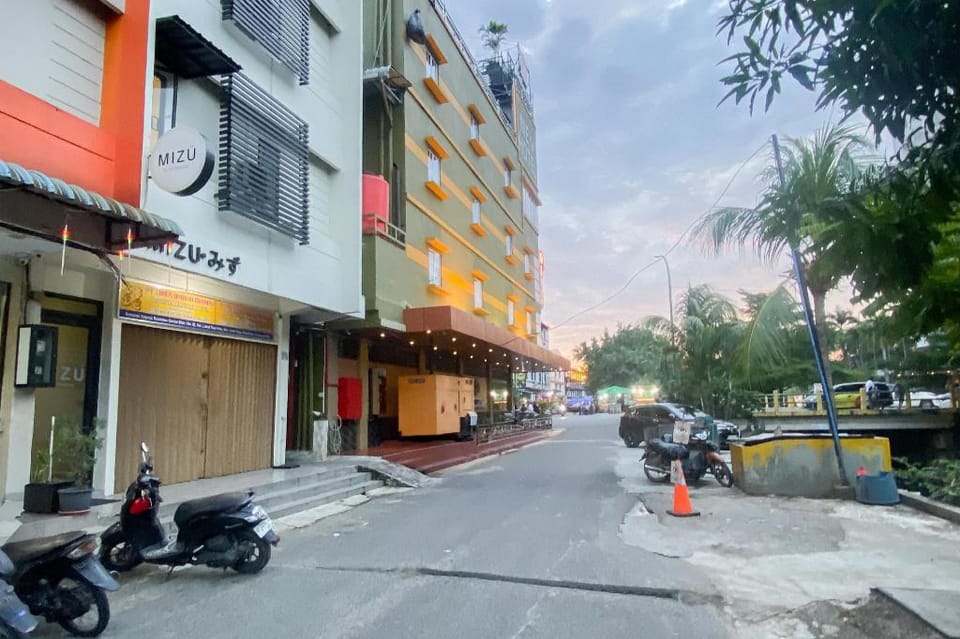 RedDoorz at Hotel Memory Batam Hotel in Riau Islands, Indonesia