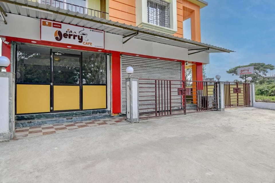 Super Hotel O Jerry Guest House & Cafe Hotel in Kolkata