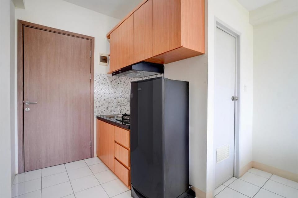 OYO 94837 Apartment Ekki Tower Hotel in West Java