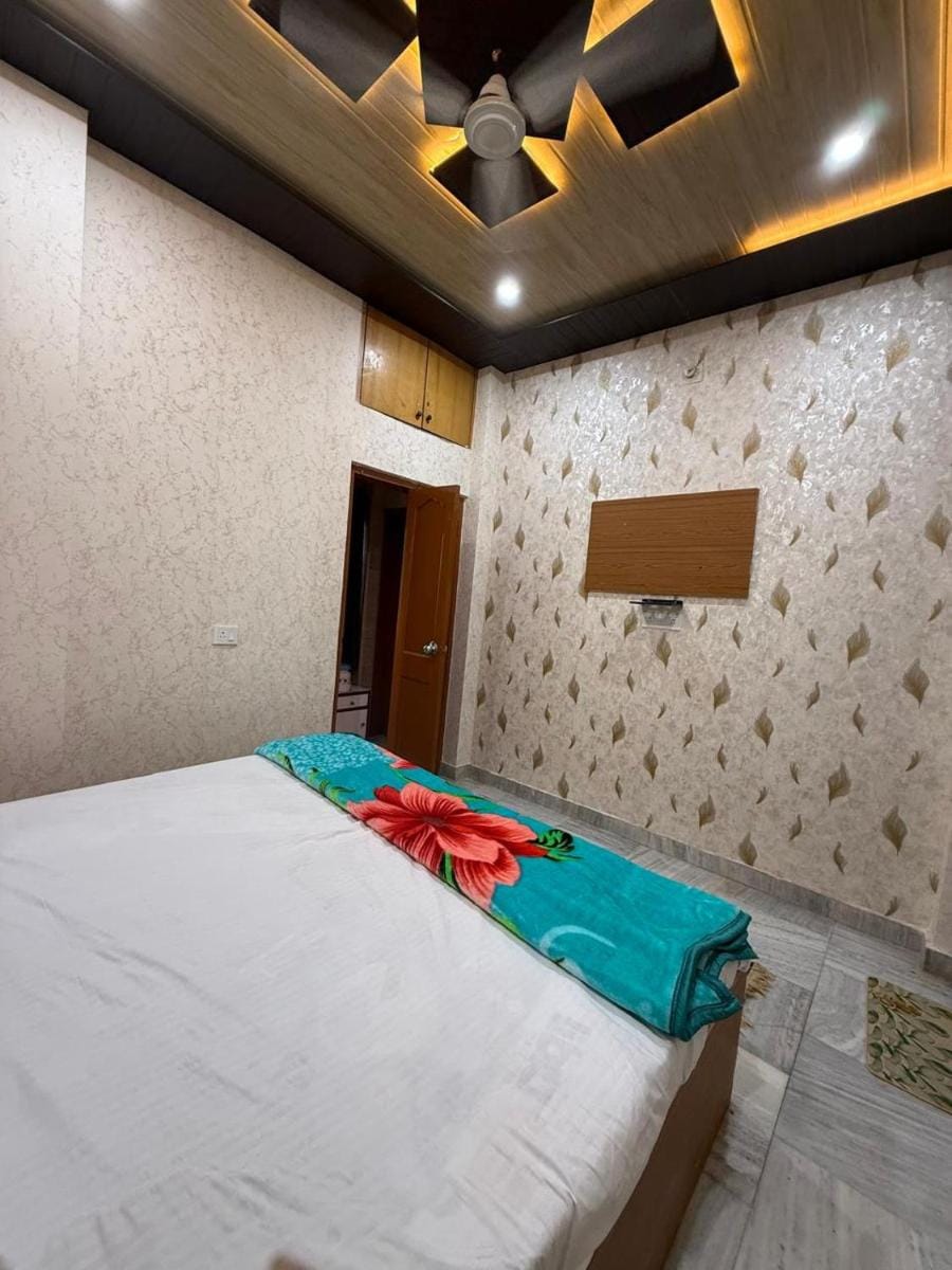shri shyam kashi stay Bed and Breakfast in Varanasi