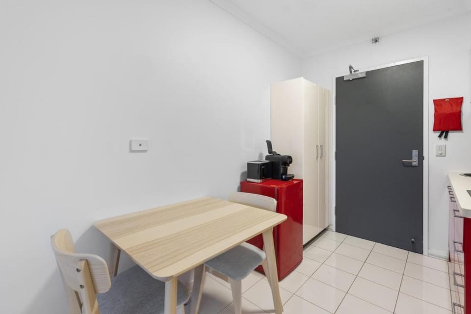 Central Studio in Kangaroo Point Apartment in Kangaroo Point