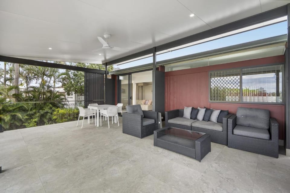 Family Home Near North Brisbane Parks Vacation rental in Brisbane