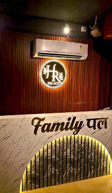HR Palace Hotel in Varanasi