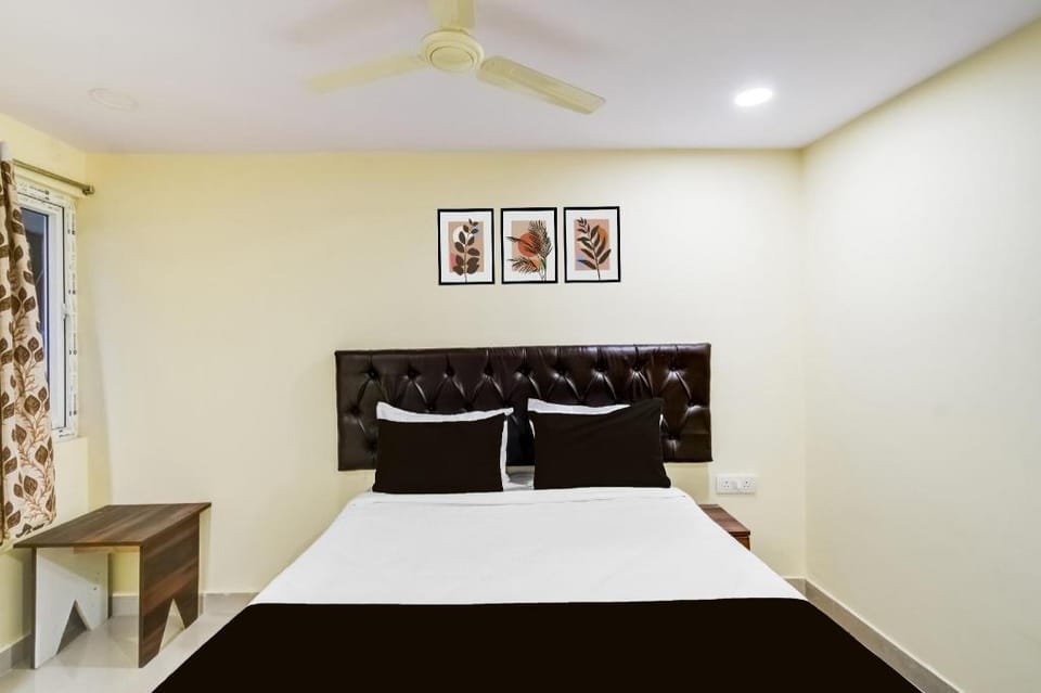 Hotel O R Square NARSINGI Hotel in Hyderabad
