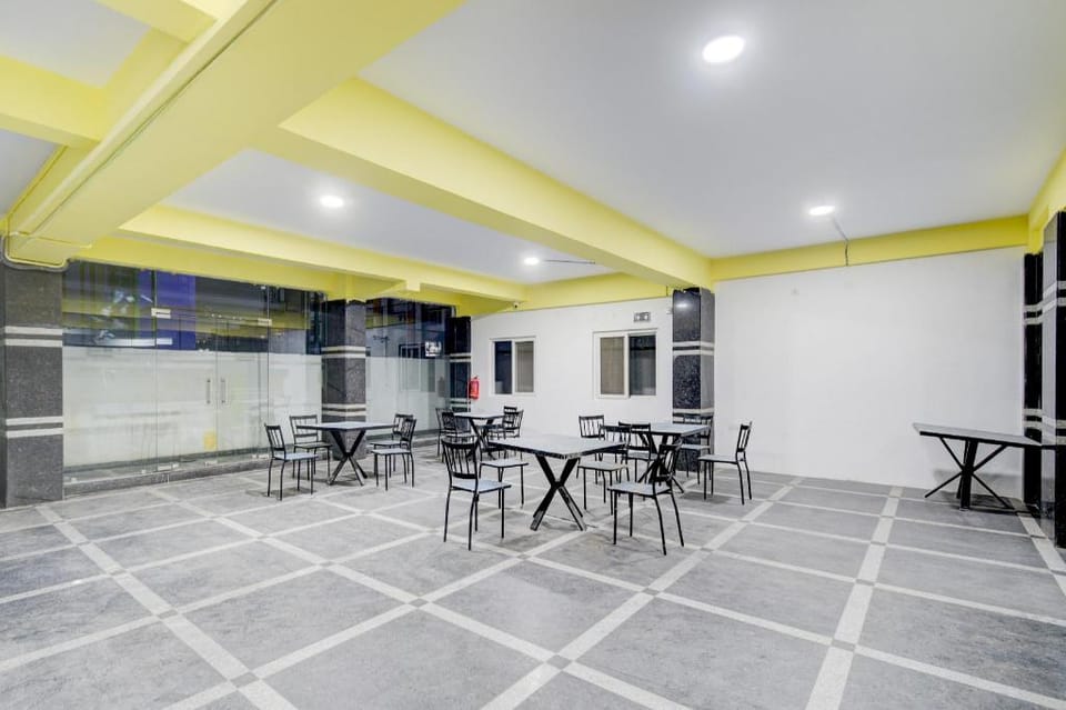 OYO VIBEHAUS Hotel in Hyderabad