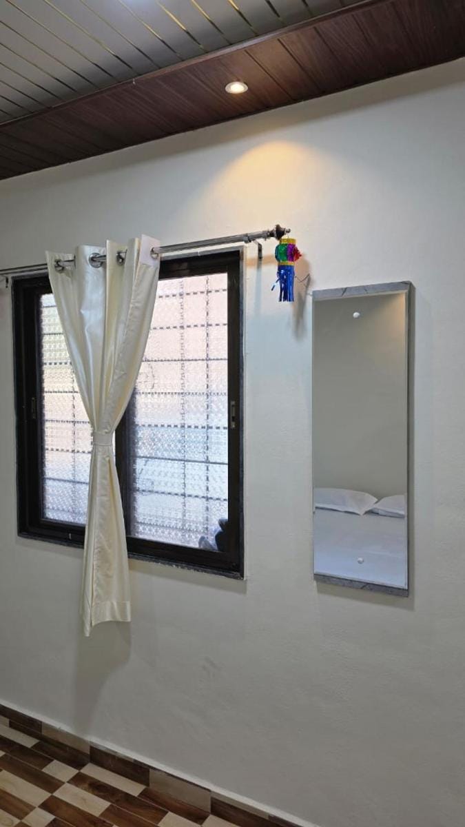 Sai Ganesh Guest House Bed and Breakfast in Karnataka