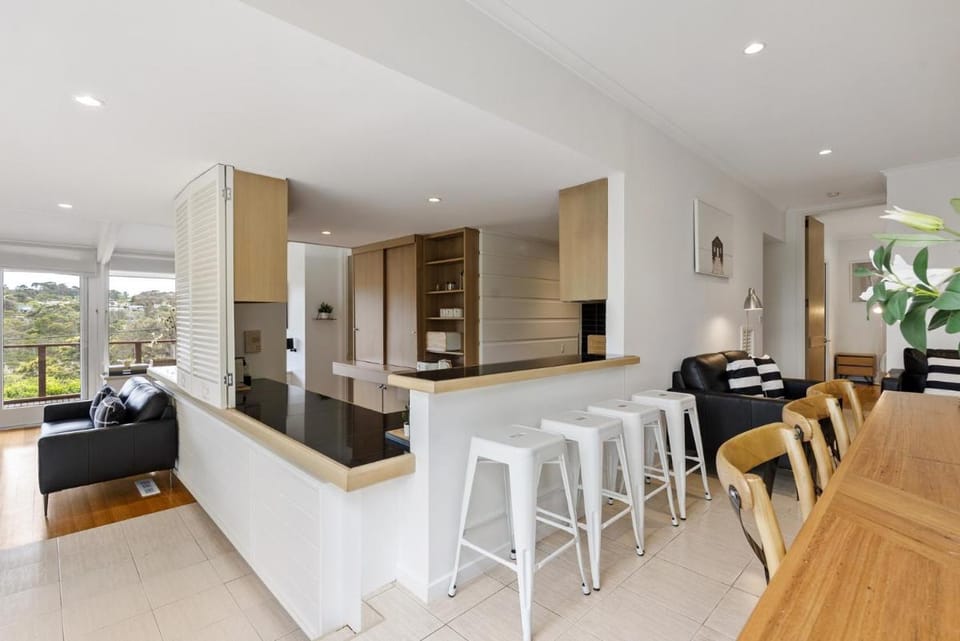 Light-Filled House Near Beaches and Cafes Vacation rental in Melbourne